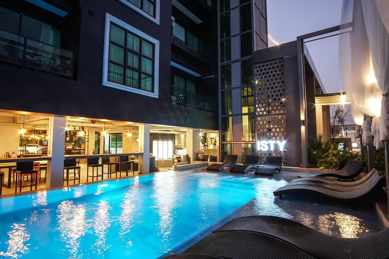 Isty Hotel -Sha Extra Plus Chiang Mai Exterior photo